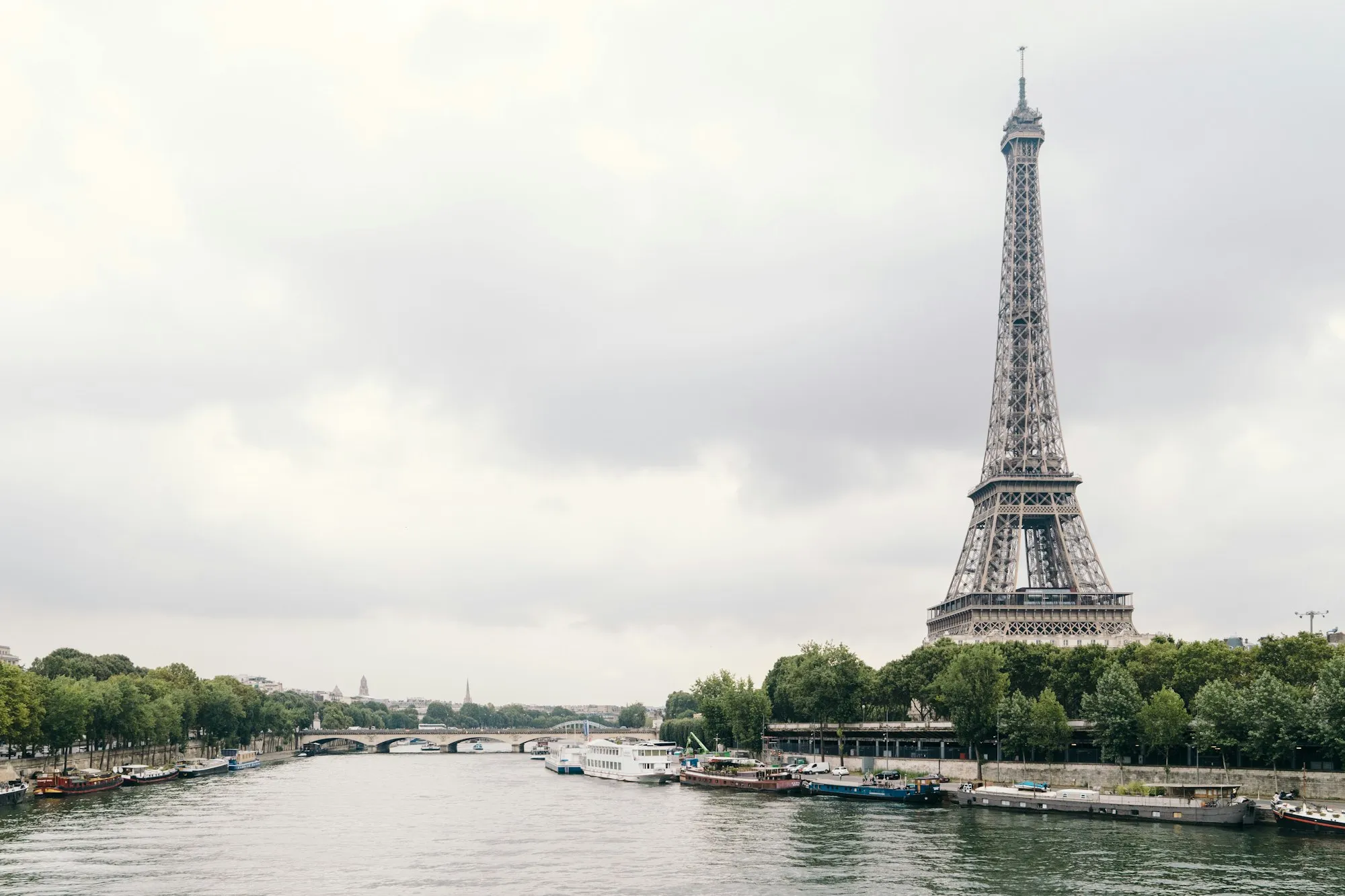 Il viaggio tra le smart communities parte da Parigi